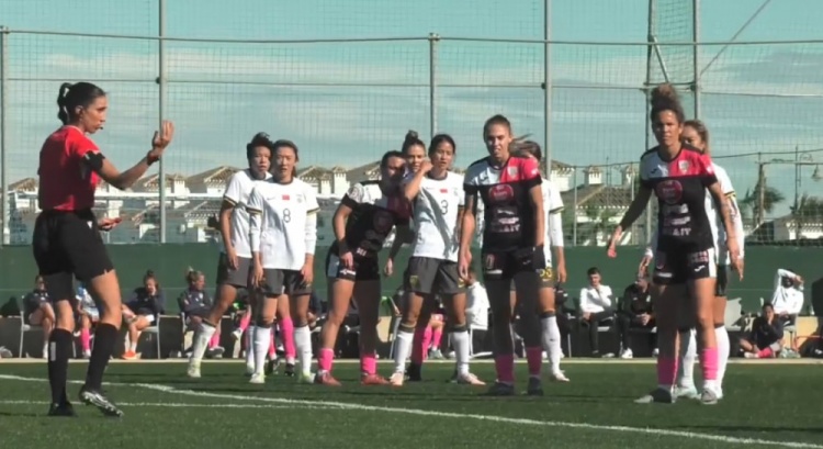  唐佳麗梅開二度、邵子欽破門，中國女足3-2擊敗Alhama俱樂部女足