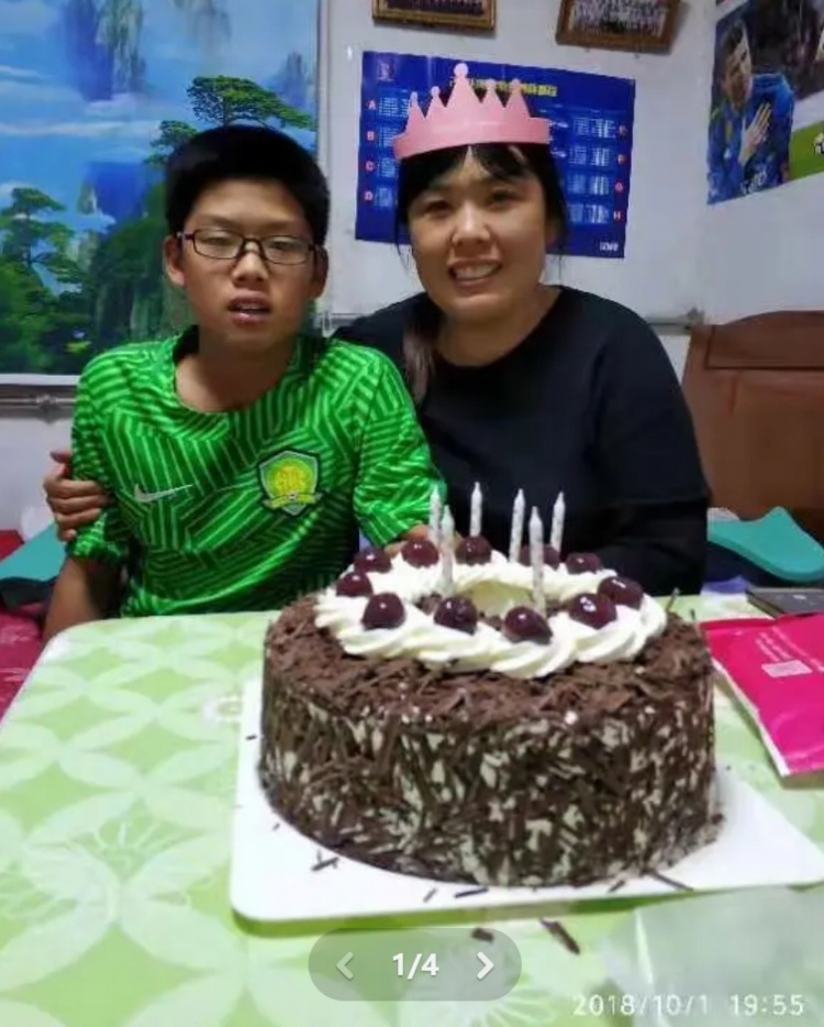  郭嘉璇母親曬照悼念兒子：璇兒生日快樂，希望天堂幸福