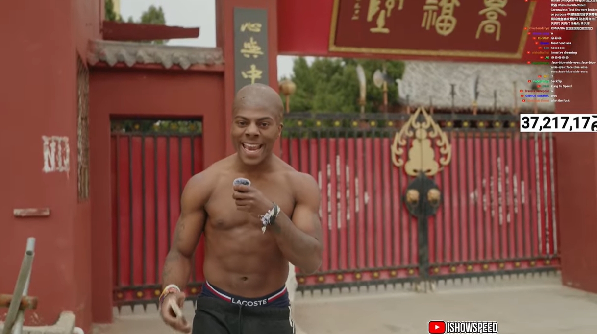  光頭造型！Speed中國(guó)行來(lái)到鄭州少林寺，上香拜佛學(xué)功夫