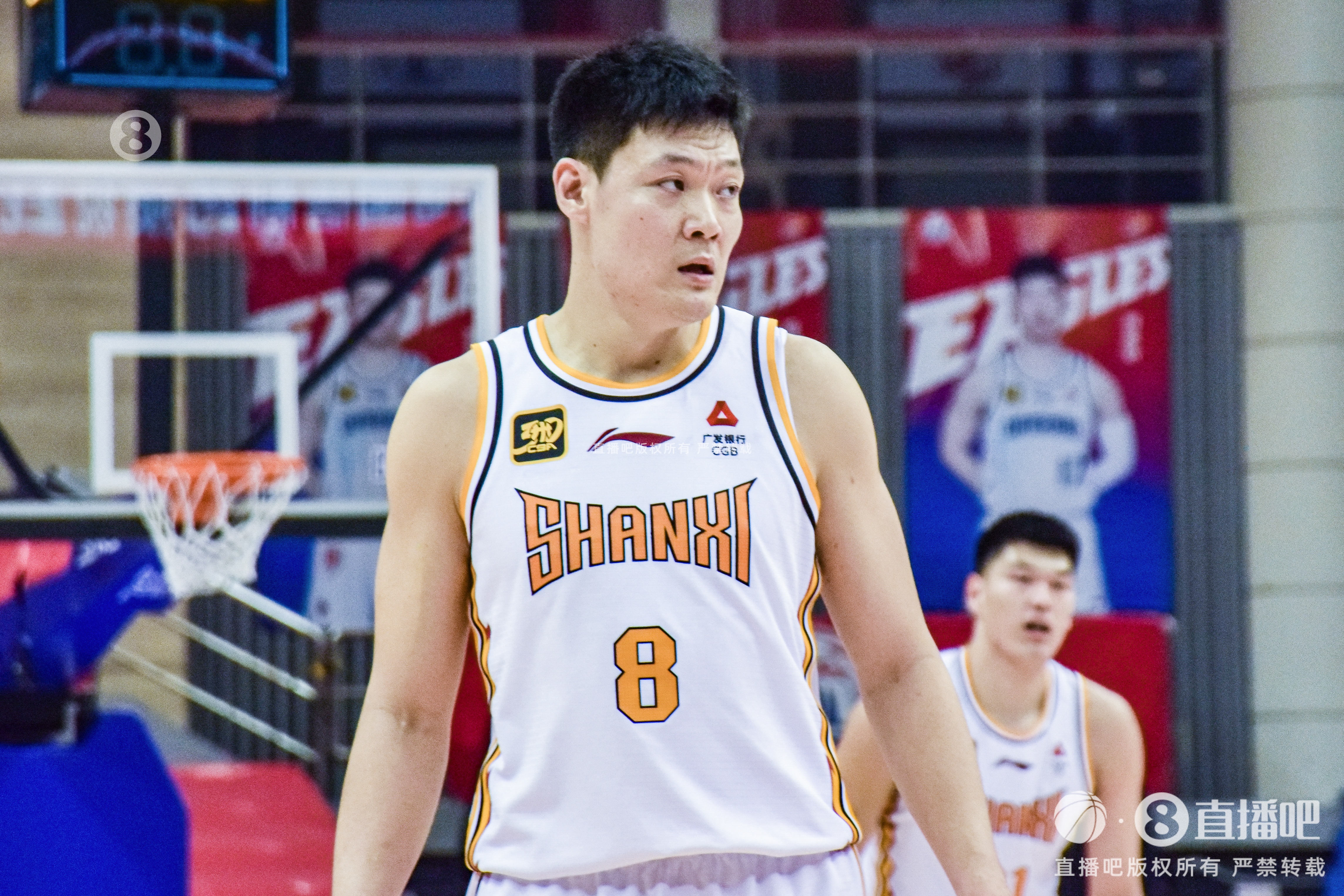  就你還正常！張寧半場8中5拿到10分2板2助