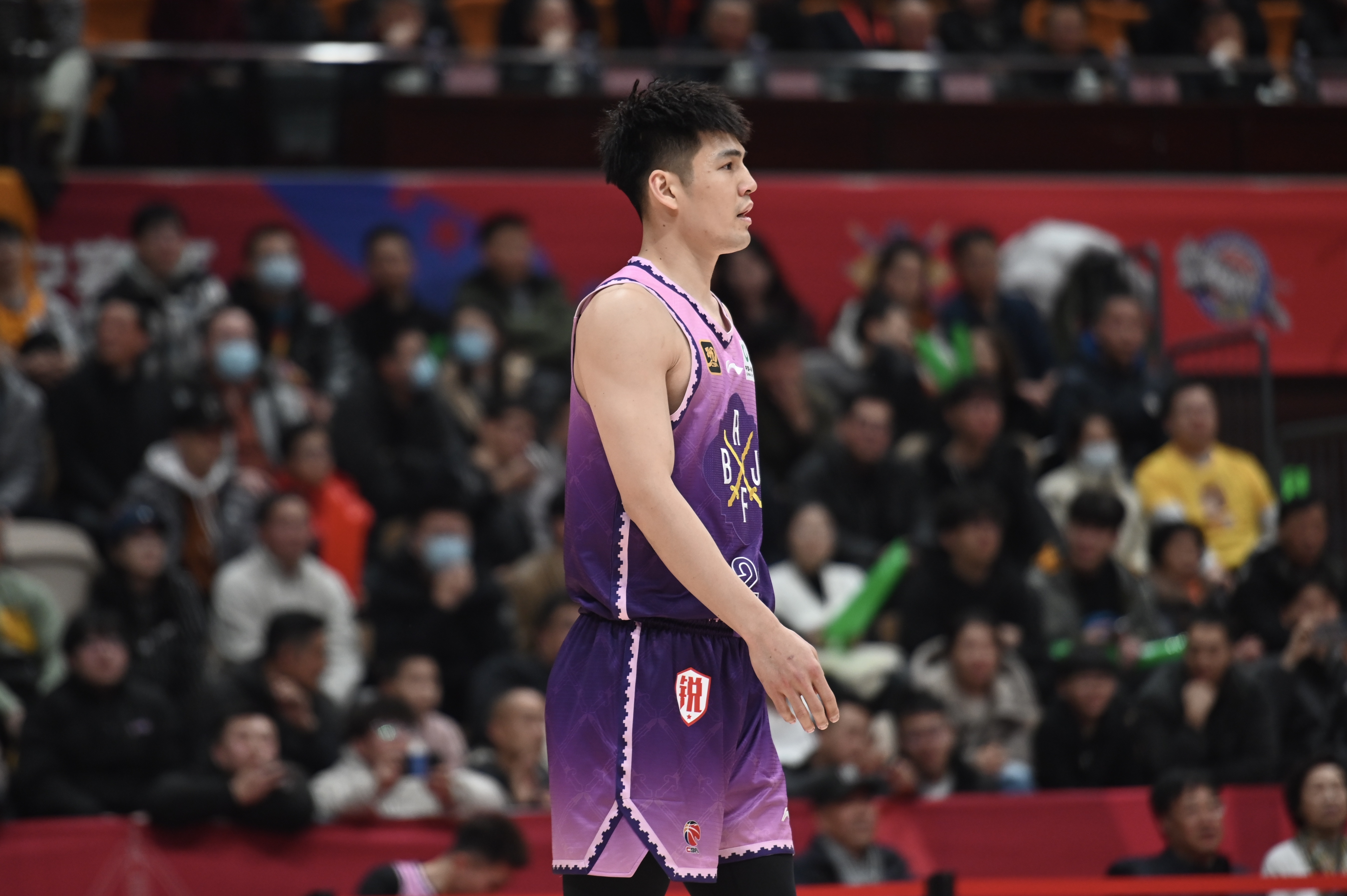  表現(xiàn)可以！陳國(guó)豪8中5拿到13分3板1斷